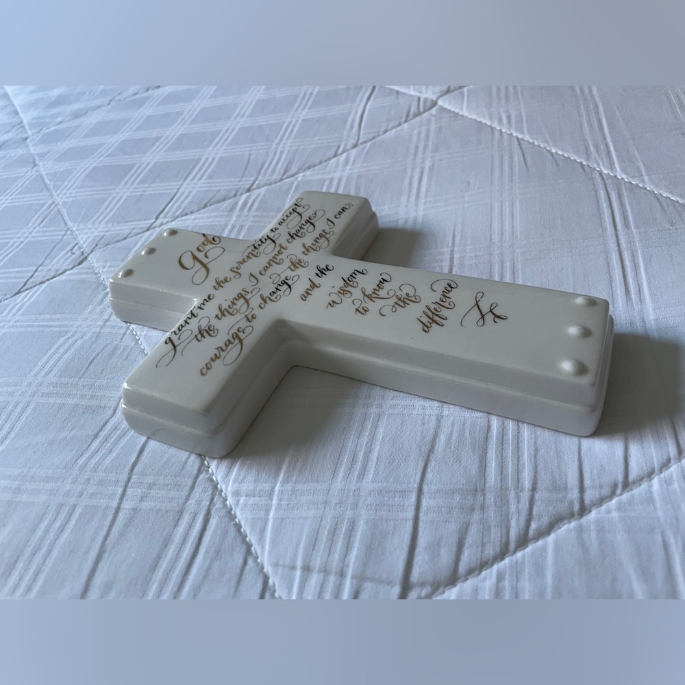 Ceramic Cross - Picture 2 of 3